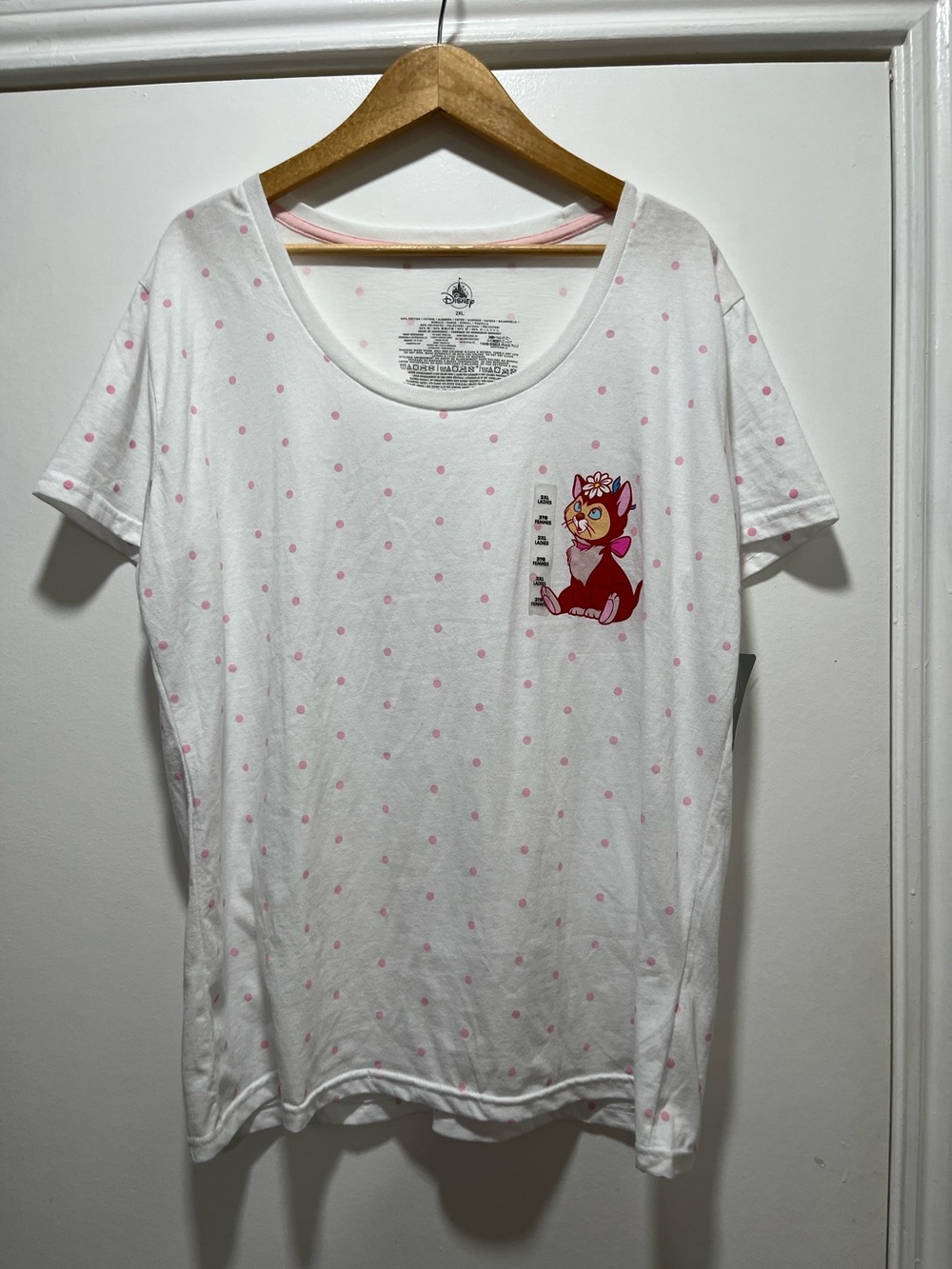 Alice in Wonderland T-shirt NWT size 2XL